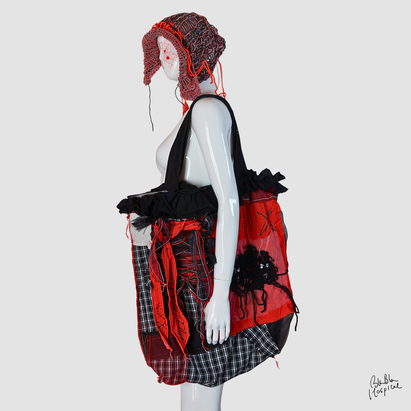 Carry the Whole Blabla World 00.3 | Yarn Ghosts - Art Tote Bag