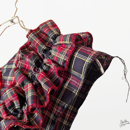 ART CURTAIN | Navy Check Sleeveless Top