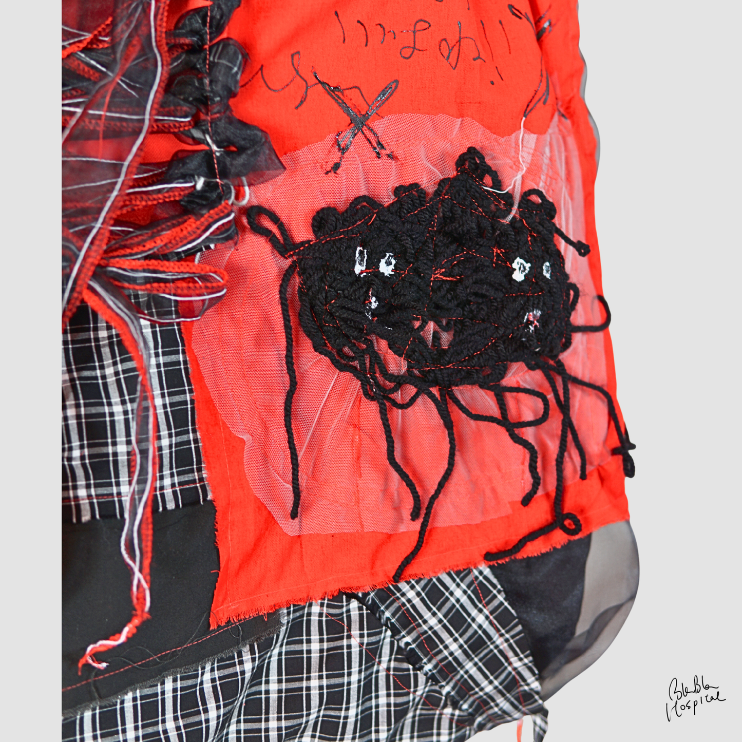 Carry the Whole Blabla World 00.3 | Yarn Ghosts - Art Tote Bag