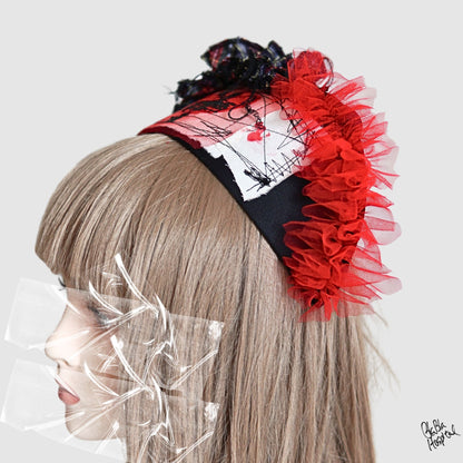 Instinctive frill – Black Nurse Cap