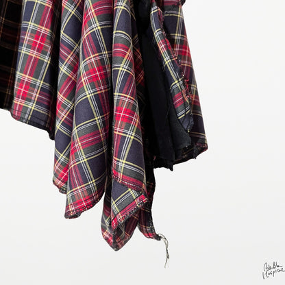 ART CURTAIN | Navy Check Sleeveless Top