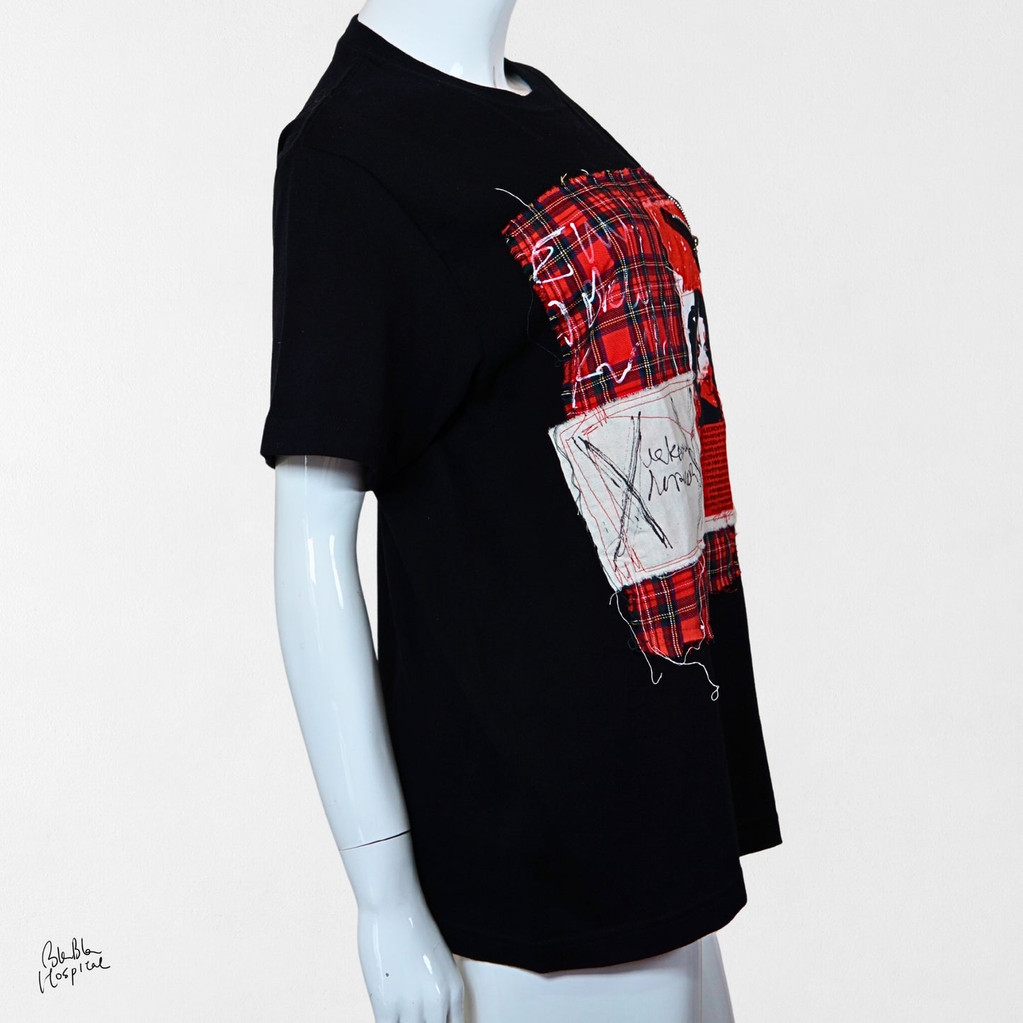 Heart No.006 | Katakana Voice – Black T-shirt