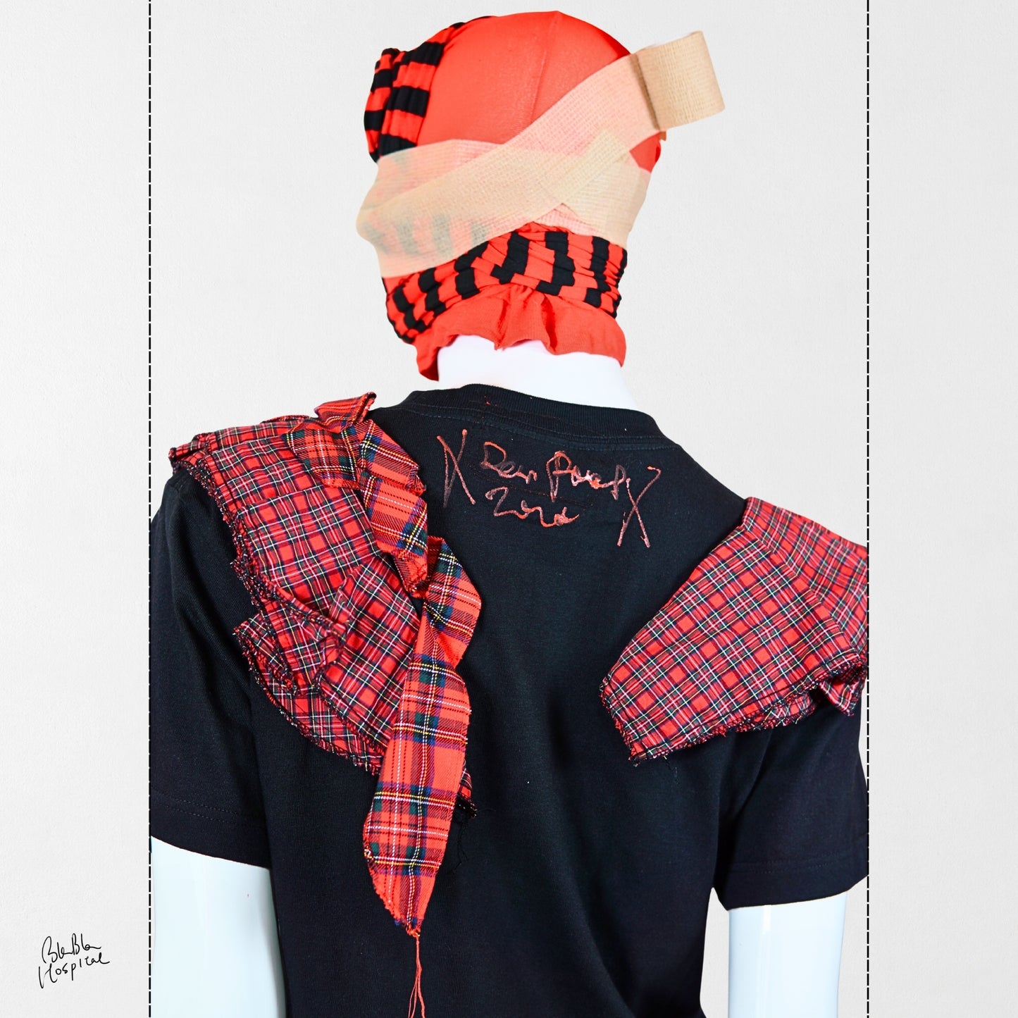 Heart No.001 | Memory in Red and Black – Black T-shirt