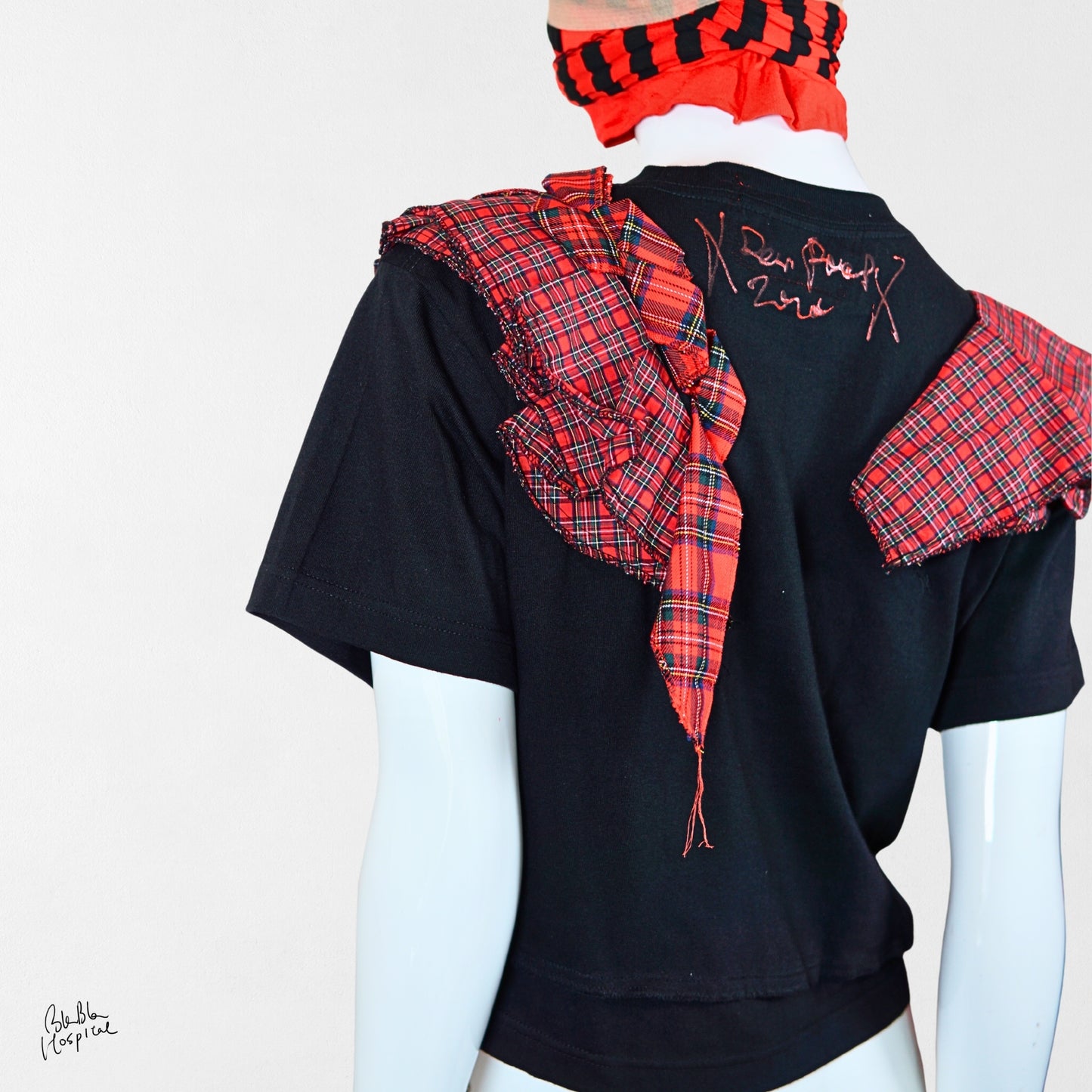 Heart No.001 | Memory in Red and Black – Black T-shirt