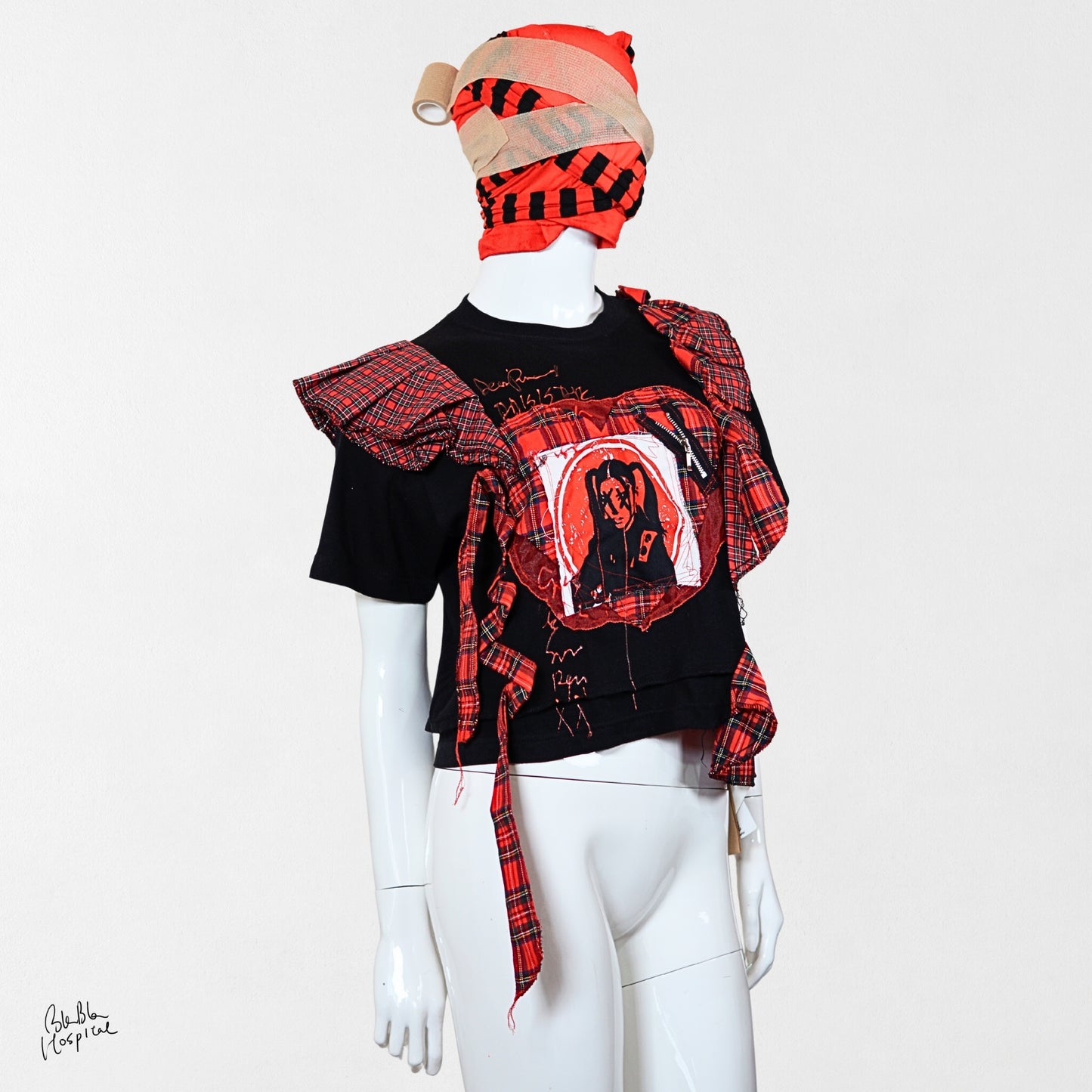 Heart No.001 | Memory in Red and Black – Black T-shirt