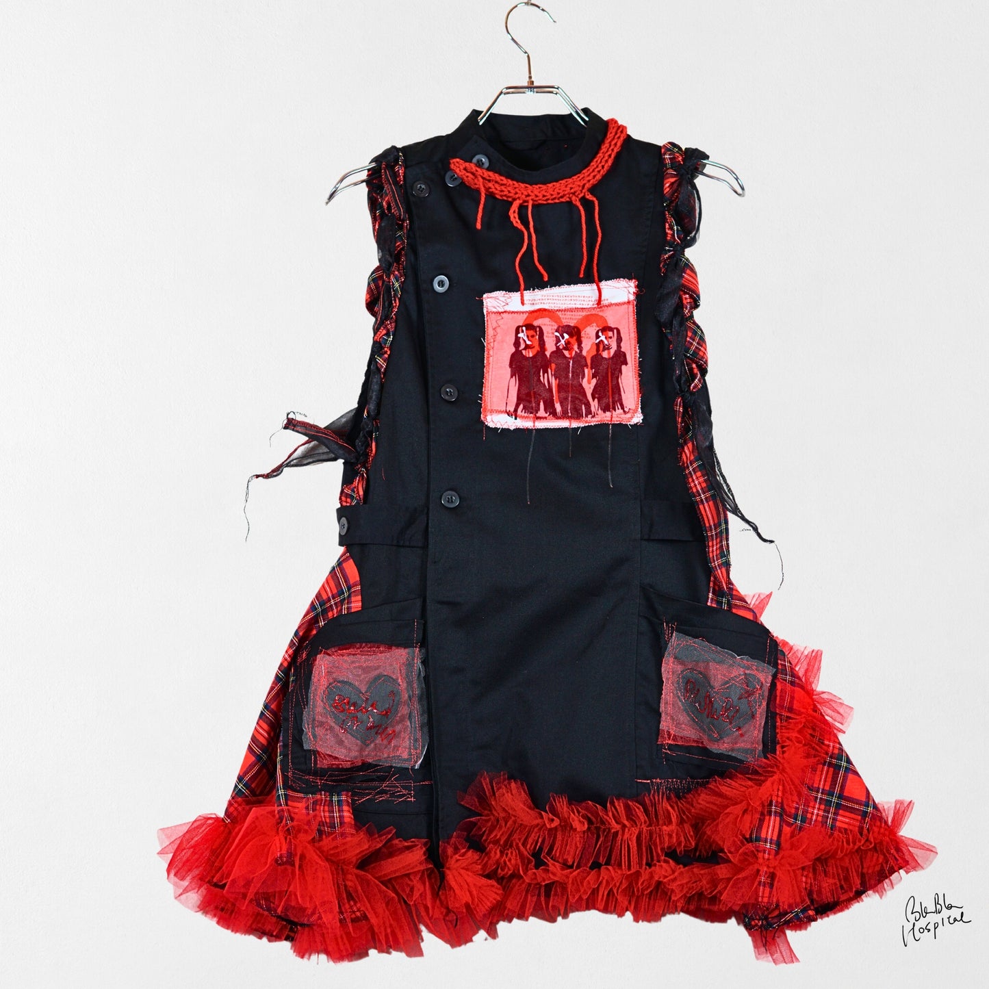 Heart No.004 | The Nurse – Black Nurse Dress