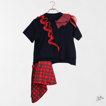 Heart No.002 | Instinctive Draping – Black T-shirt