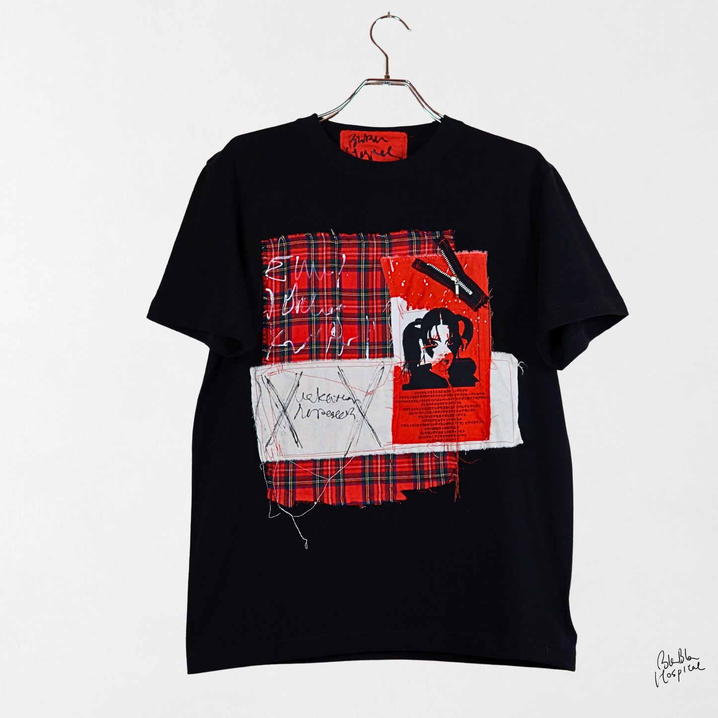 Heart No.006 | Katakana Voice – Black T-shirt